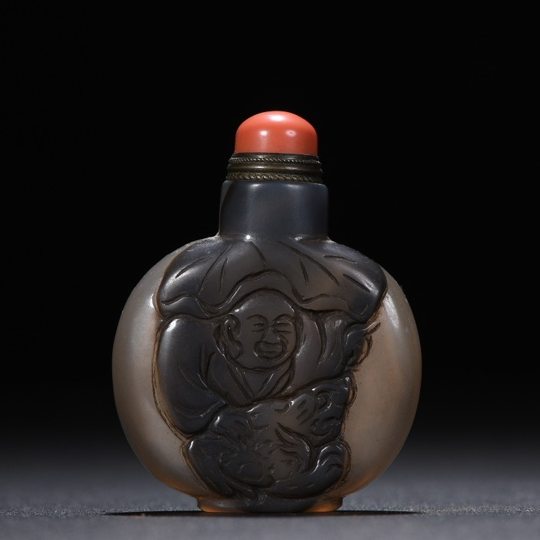 旧蔵 瑪瑙色彫り 鼻煙壺 布袋和尚と虎の図 伝統工芸 中国古美術 收藏珍品 細密工芸 骨董品 WY0529