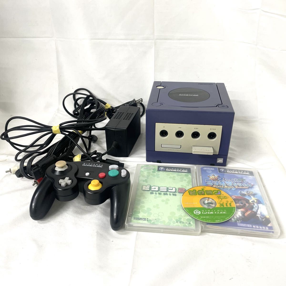 井111 ゲームキューブ GAMECUBE 任天堂 ニンテンドー DOL-001 コントローラー付き ソフト3本セット ゲーム機