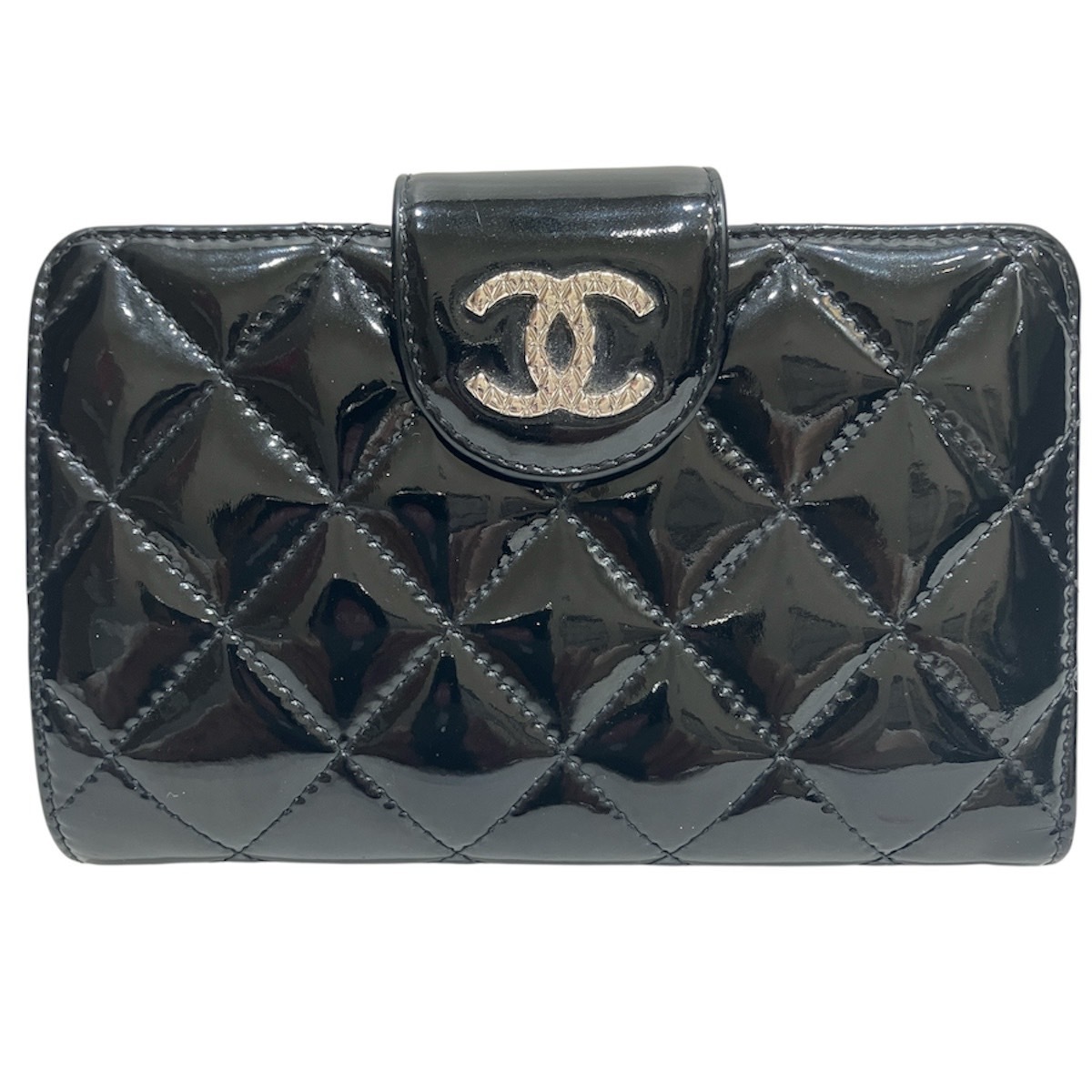 シャネル CHANEL ココマーク 二つ折り財布 マトラッセ エナメル 中古☆0345