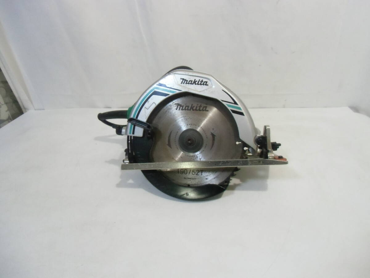 □マキタ 電気マルノコ 190mm M585　最大切込み深さ:90°68mm、45°46mm