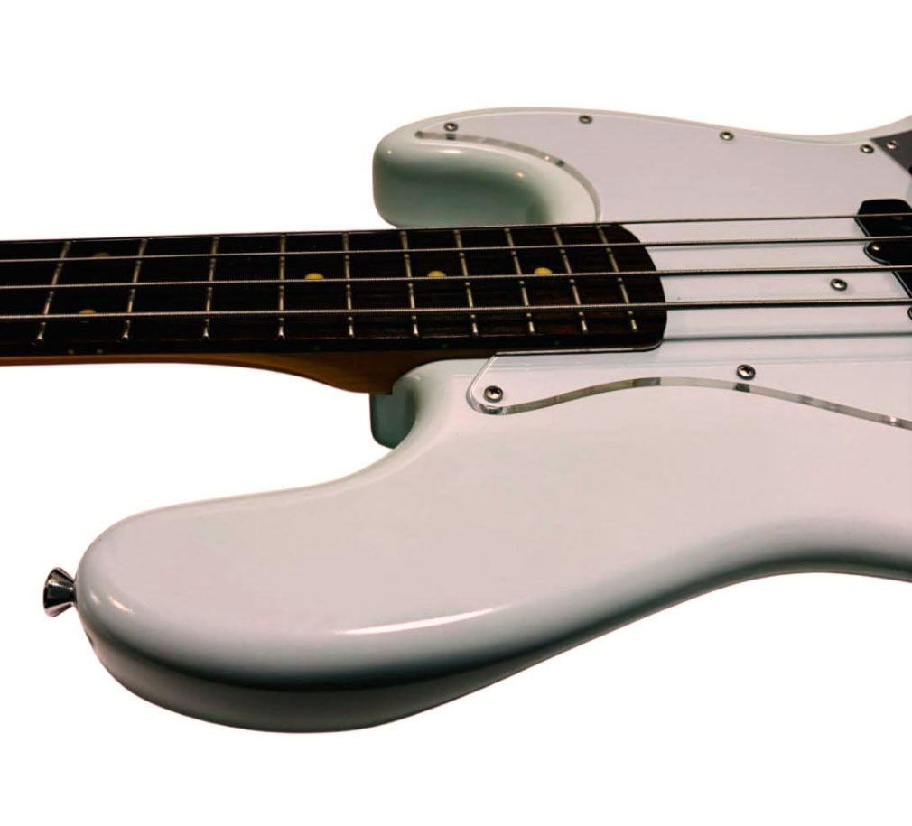 ほぼ新品 ジャズベース用 透明ピックガード スケルトン ESP エドワーズ Edwards E-JB-105R fendeやその他のベースにも アトリエZっぽい