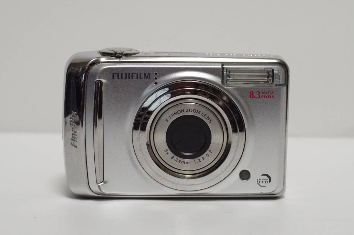 富士フィルム FUJIFILM FINEPIX A800 単三電池駆動 コンパクトデジタルカメラ デジカメ