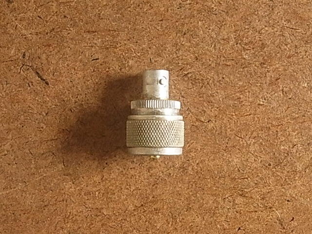 BNC変換プラグ　送料230円　中古