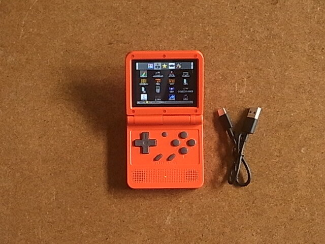 Powkiddy V90 レトロゲーム機 エミュレータ　ips鮮明画面/折畳み 送料230円　使用少