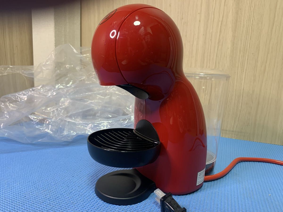 （美品）●ネスカフェDolceGusto●NESCAFE/9781Joy/レッド/0.8L/エスプレッソ式 （W35)