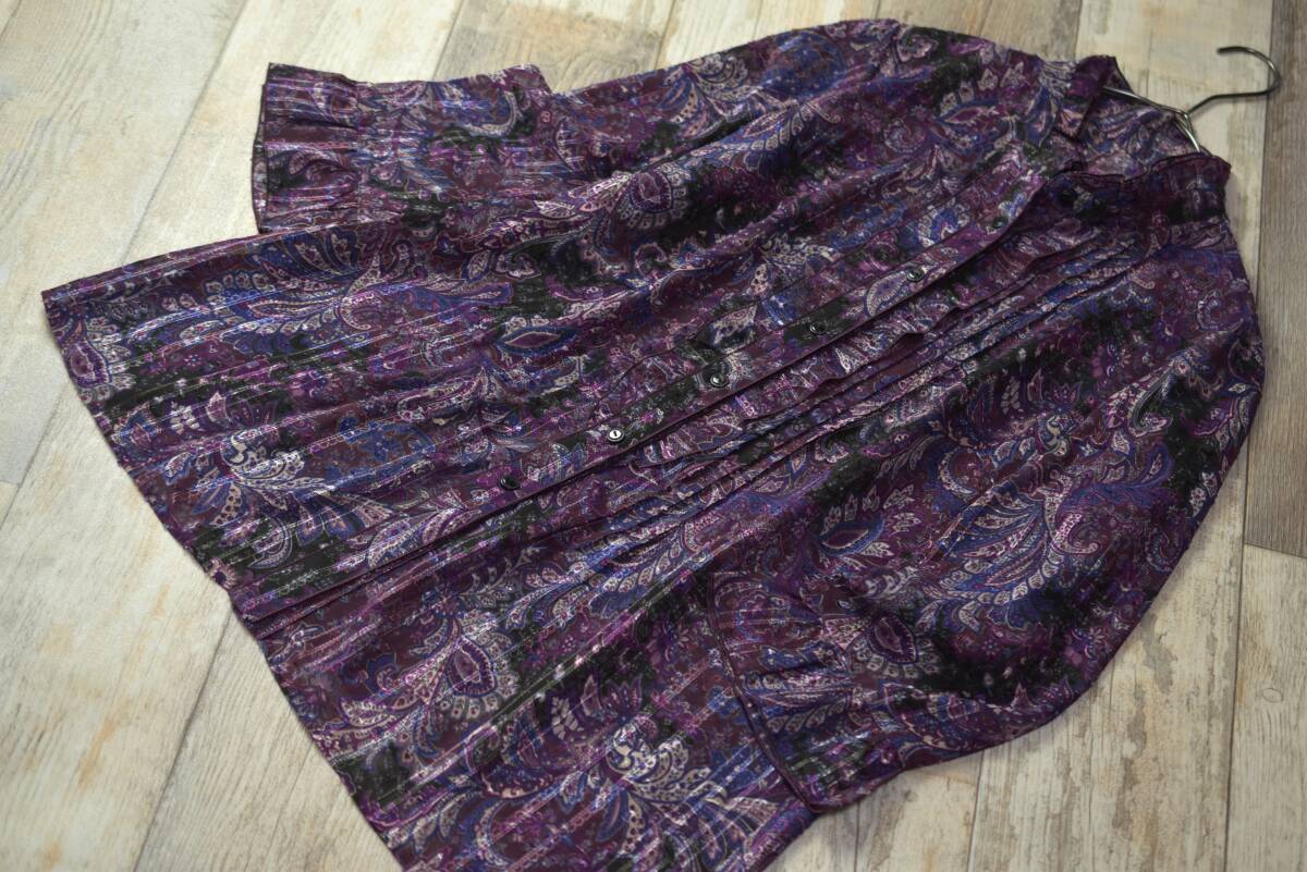 レリアン Leilian 近年モデル ピンタック入りペイズリー柄シアーブラウスチュニック 