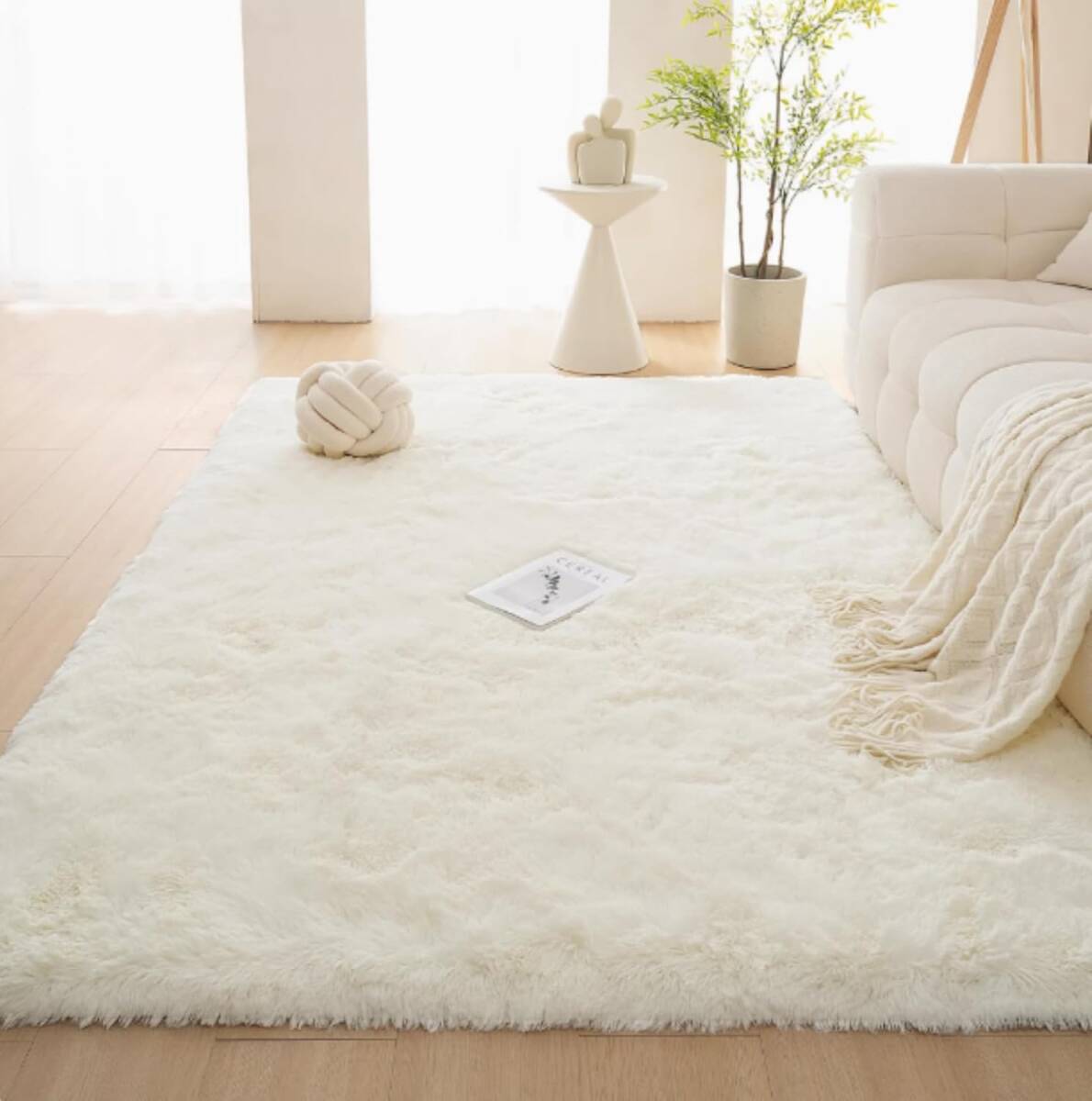 332　カーペット ラグマット 120×160CM 滑り止め付 洗えるラグ 抗菌 ふわっとした手触り 防音絨毯 長方形 約1.5畳