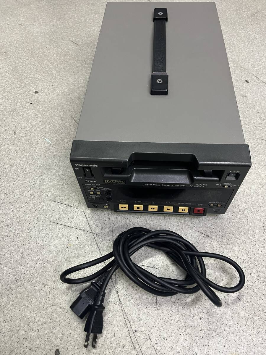 【ジャンク品】Panasonic/パナソニック DVCPROレコーダー AJ-D230