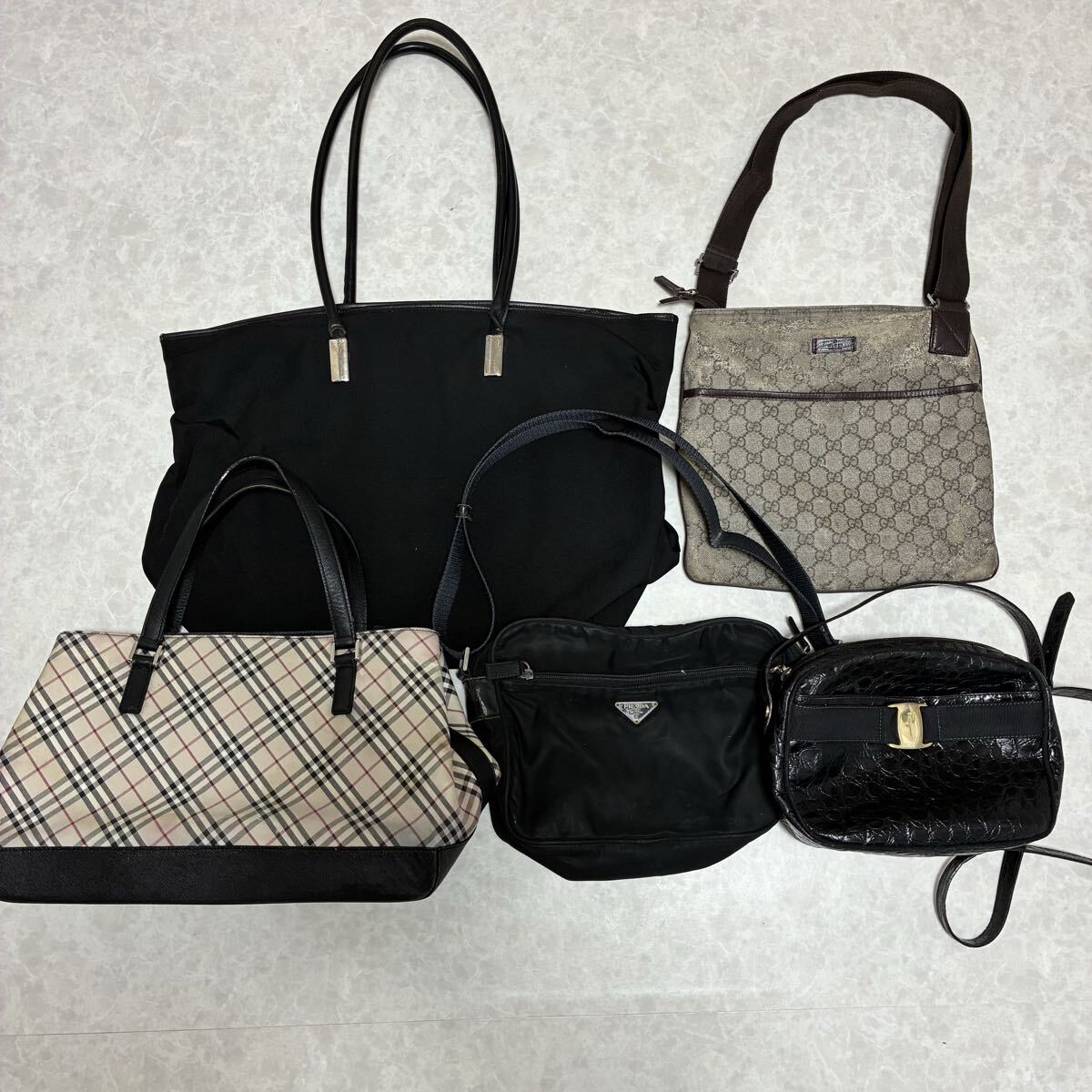 1円〜ハイブランドバッグまとめ売り5点　GUCCI グッチ　Burberry バーバリー　PRADA プラダ　フェラガモ　ショルダーバッグ　トートバッグ
