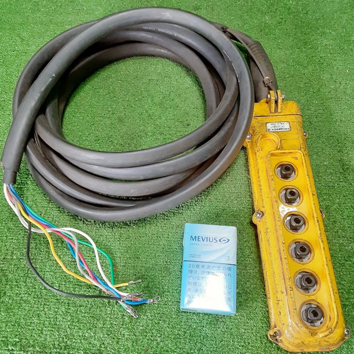 誠友d575 新晃電機 ■天井クレーン ホイスト操作用押しボタンスイッチ「SBN-6-WA」 コントロールステーション ケーブル長約6m