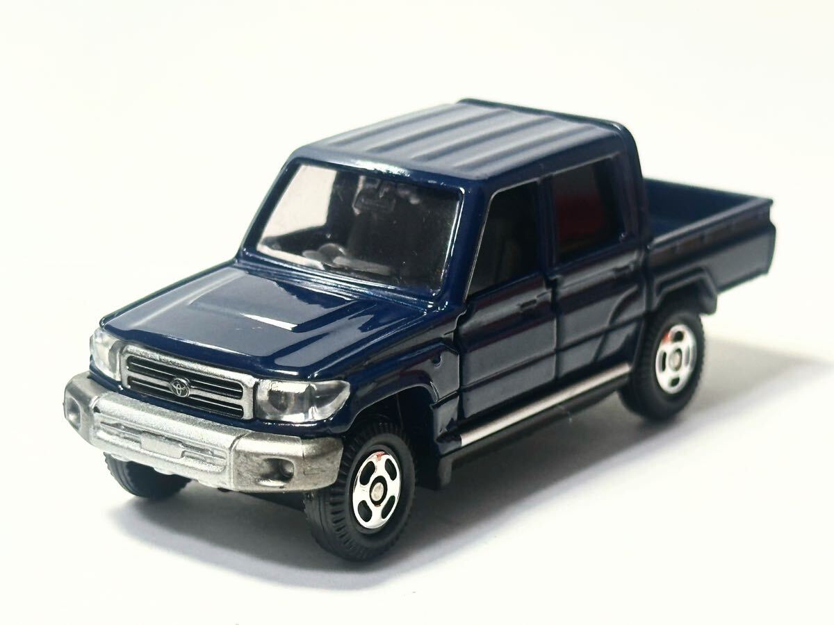 トミカ トヨタ ランドクルーザー ピックアップトラック 70 70系 美品ルース　紺　ブルー