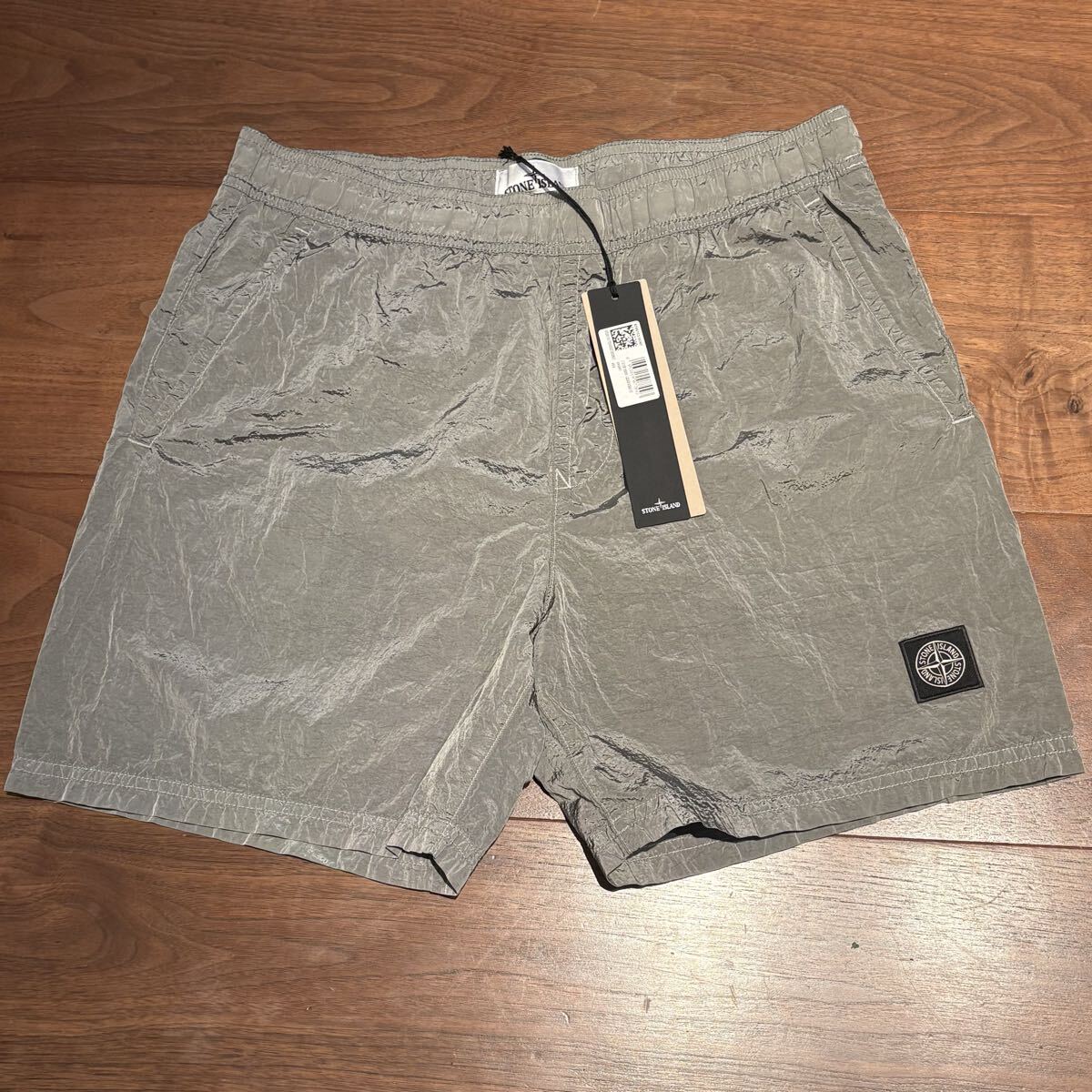 新品 STONE ISLAND ナイロンメタル スイムパンツ 水陸両用　M