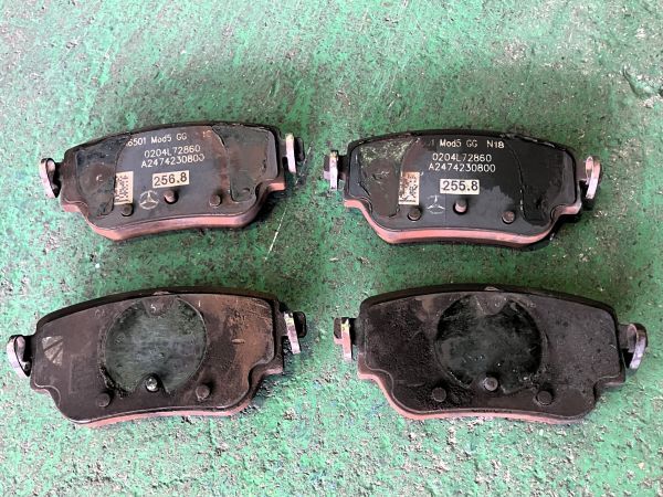 メルセデスベンツ W177 Aクラス A180 純正 ブレーキパッド リア　A2474230800 残量十分 良品！