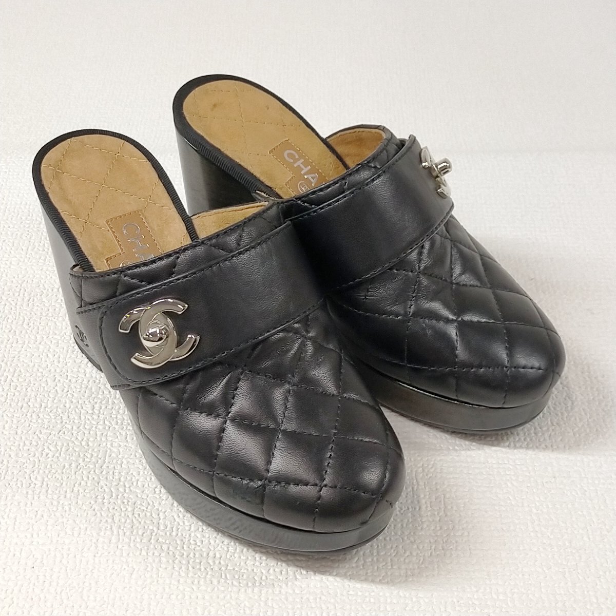 5点以上落札で送料無料！ CHANEL シャネル マトラッセ サボサンダル ブラック 4002372