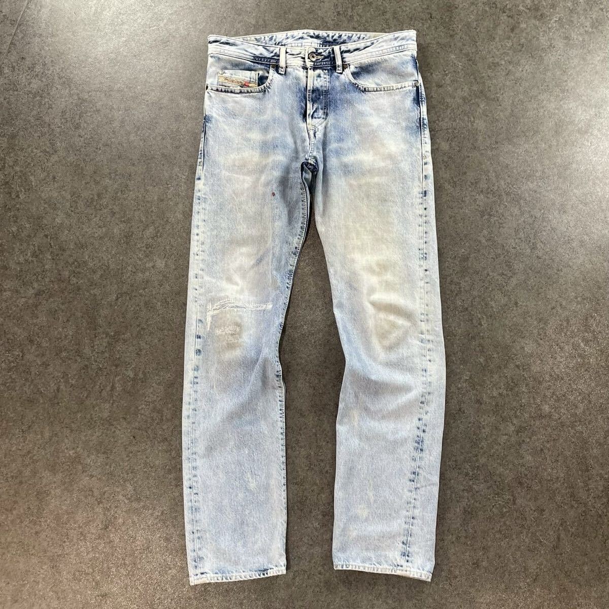 イタリア製 DIESEL BUSTER ディーゼル デニムパンツ ジーンズ ジーパン ボタンフライ レギュラースリムテーパード ブルー メンズ W32 L32