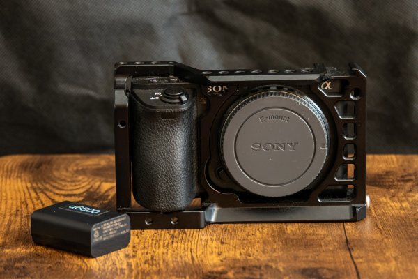 【中古・入荷】SONY　a6500　超美品　いろいろセット　￥165000　超お得