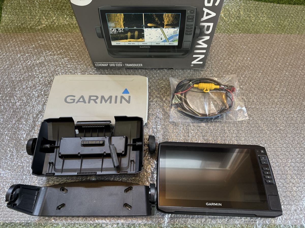 美品　GARMIN ガーミン ECHOMAP UHD 93SV 魚群探知機 一回のみ使用 振動子なし Garmin 魚探 エコマップUHD ライブスコープ対応