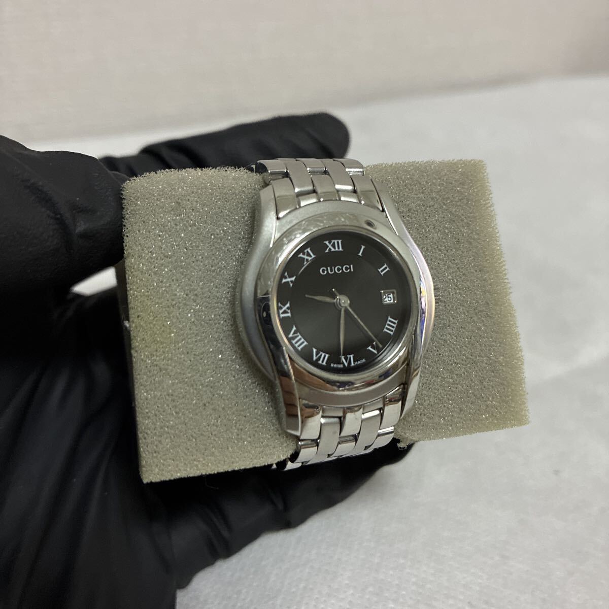 【電池新品・良品】 GUCCI グッチ 腕時計 クォーツ ブラック文字盤 5500L 稼働品 ステンレス 