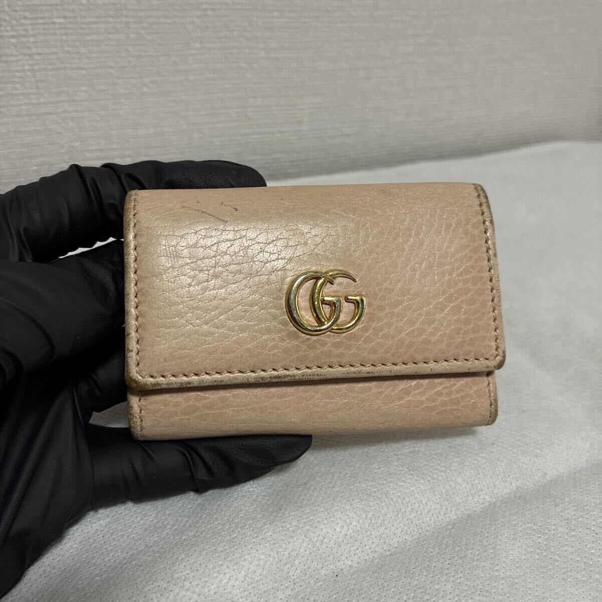 GUCCI グッチ 6連キーケース GGマーモント レザー ピンクベージュ系 シリアルあり