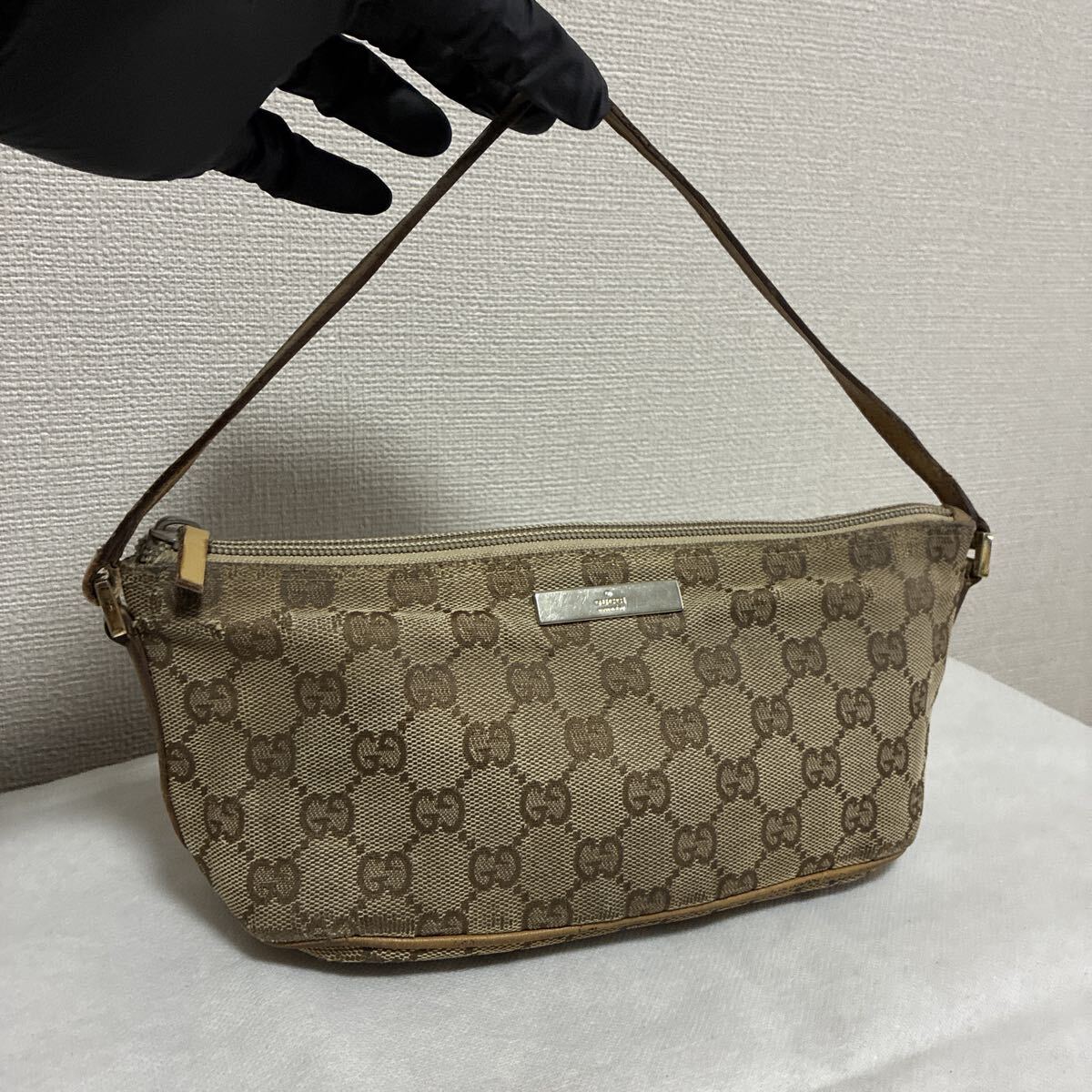 GUCCI グッチ アクセサリーポーチ ミニバッグ ロゴプレート GGキャンバス レザー ブラウン系 シリアルあり