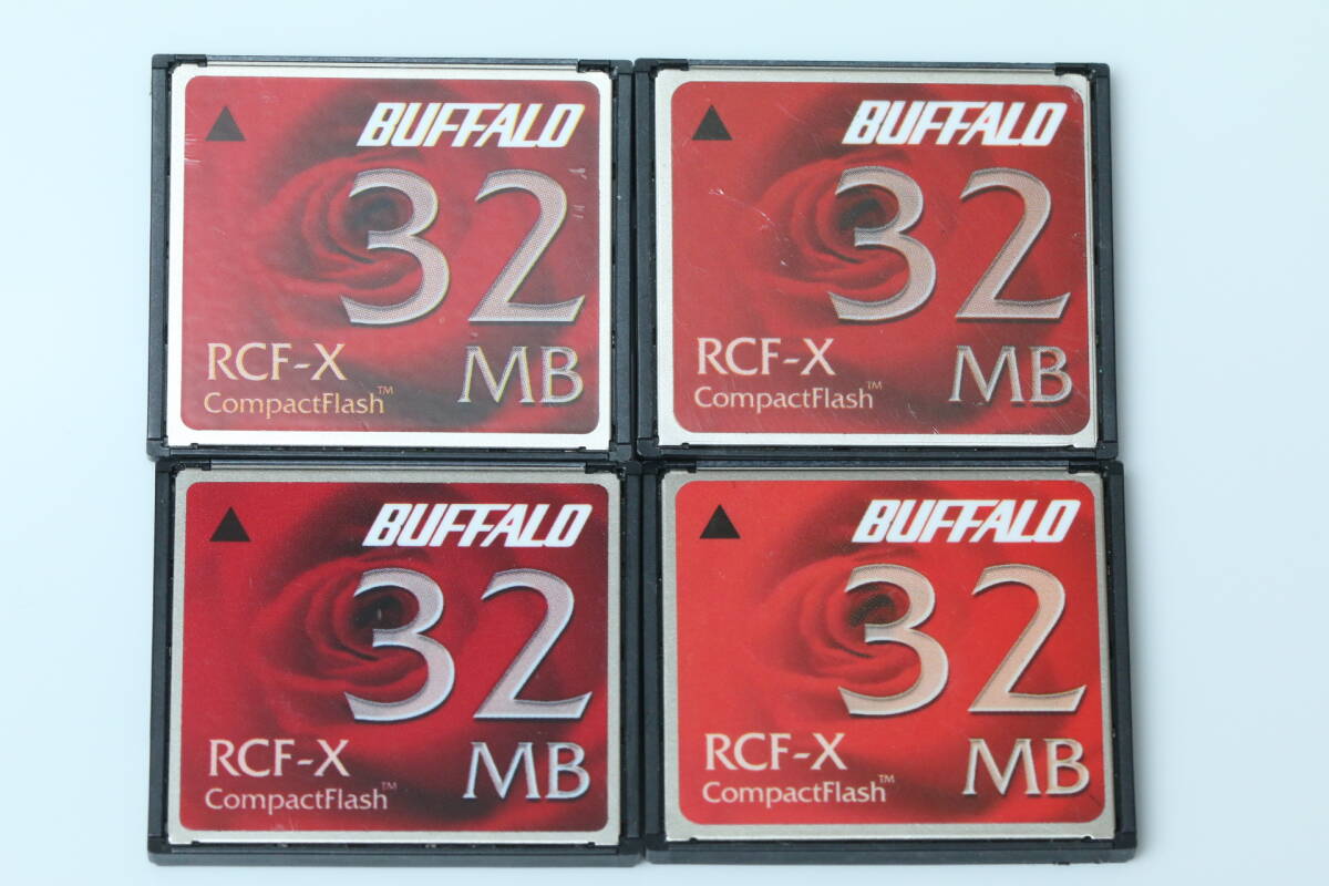 32MB CFカード BUFFALO 　●4枚セット● コンパクトフラッシュ