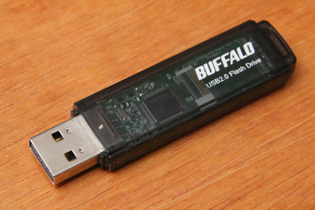 1GB USBメモリ　BUFFALO
