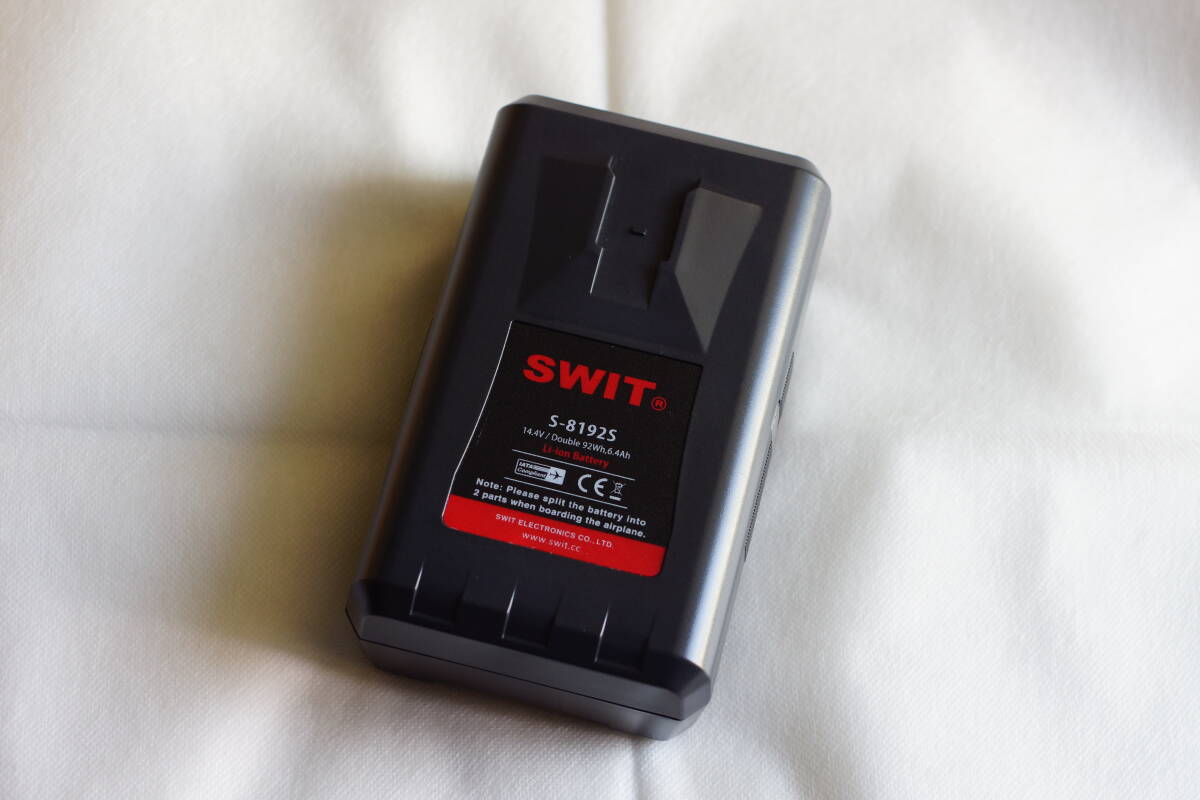 ★限定1本・激安★SWIT★航空機持ち込み対応★分割式Vマウントバッテリーパック★S-8192S★大容量184Wh★