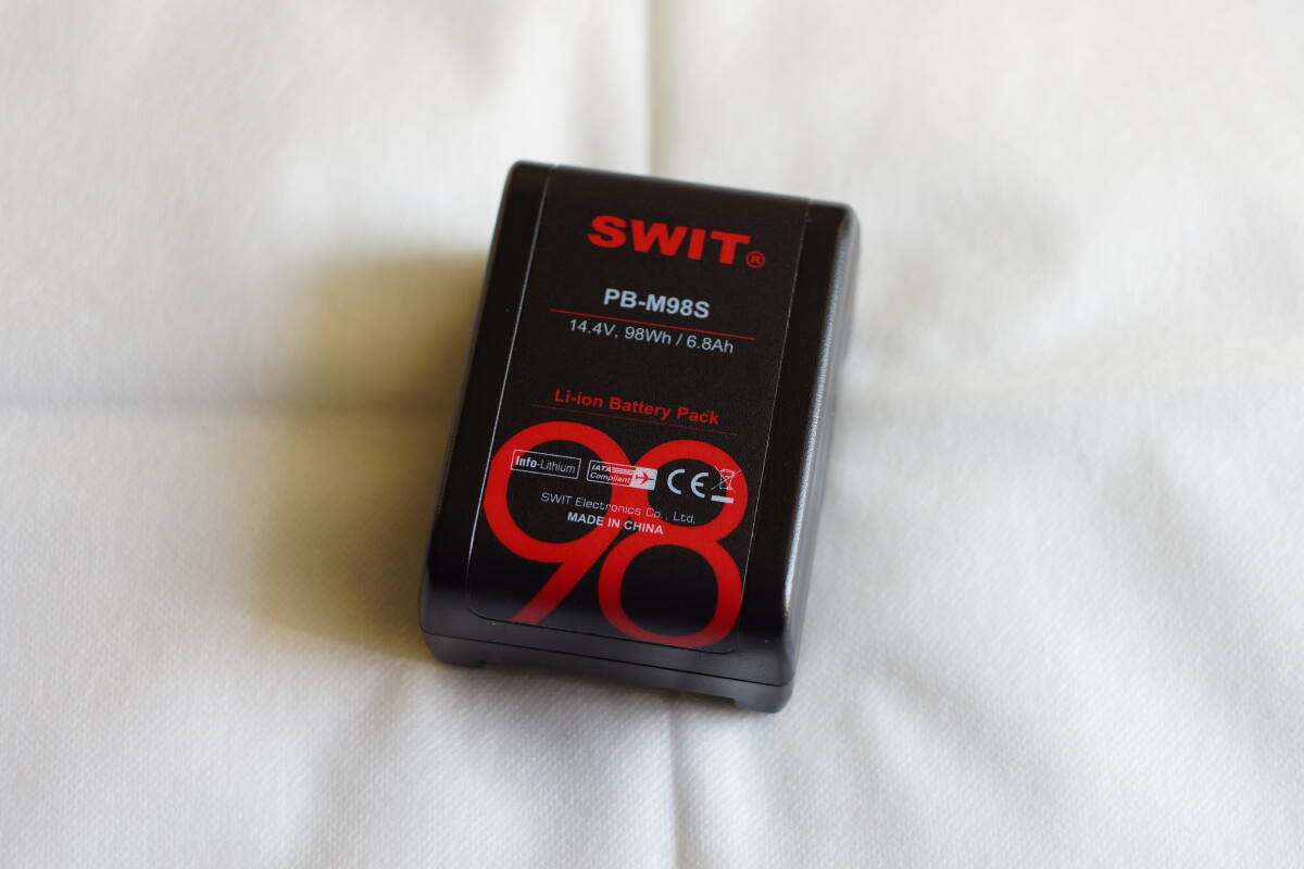 ★SWIT★PB-M98S★手のひらサイズ小型Vマウントバッテリー★