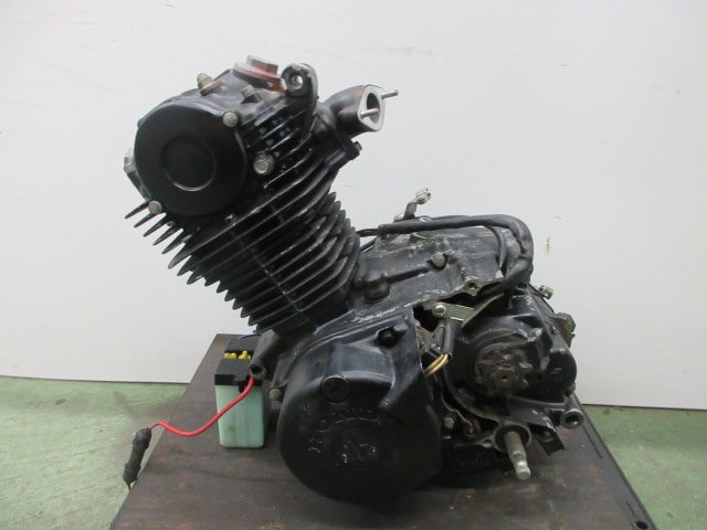 A8F28 TLR200 エンジン クランキングOK OHベース 部品取り MD09 O ※送料は着払いです。