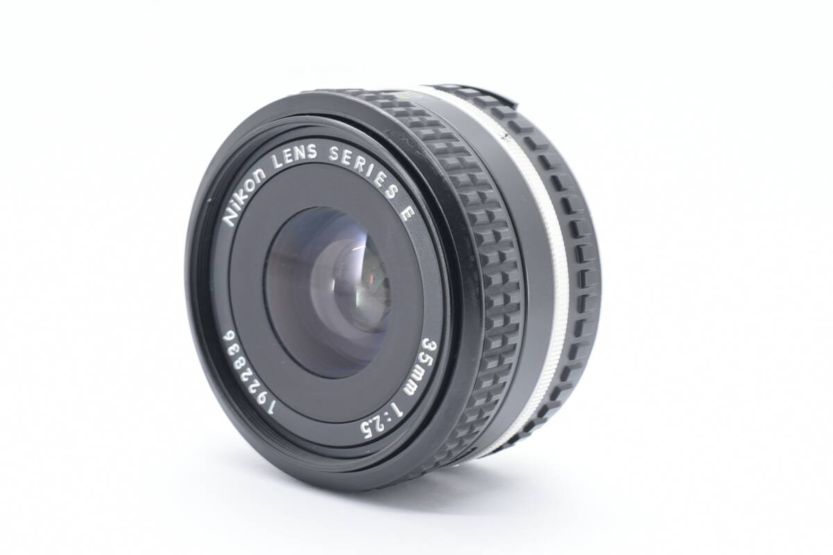 Nikon ニコン Series E Ai-s 35mm f/2.5 Prime Wide Angle Lens マニュアル フォーカス 単焦点 広角 レンズ TN1913E35P