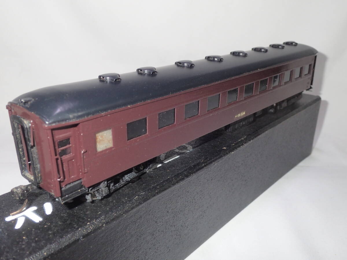 9. 1/80 オハ35形真鍮製キット組立品