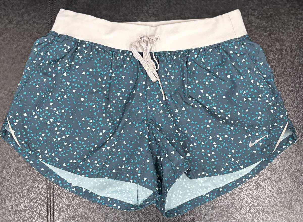 NIKE ナイキ ランニングショーツ サイズL 中古　ワンオーナー