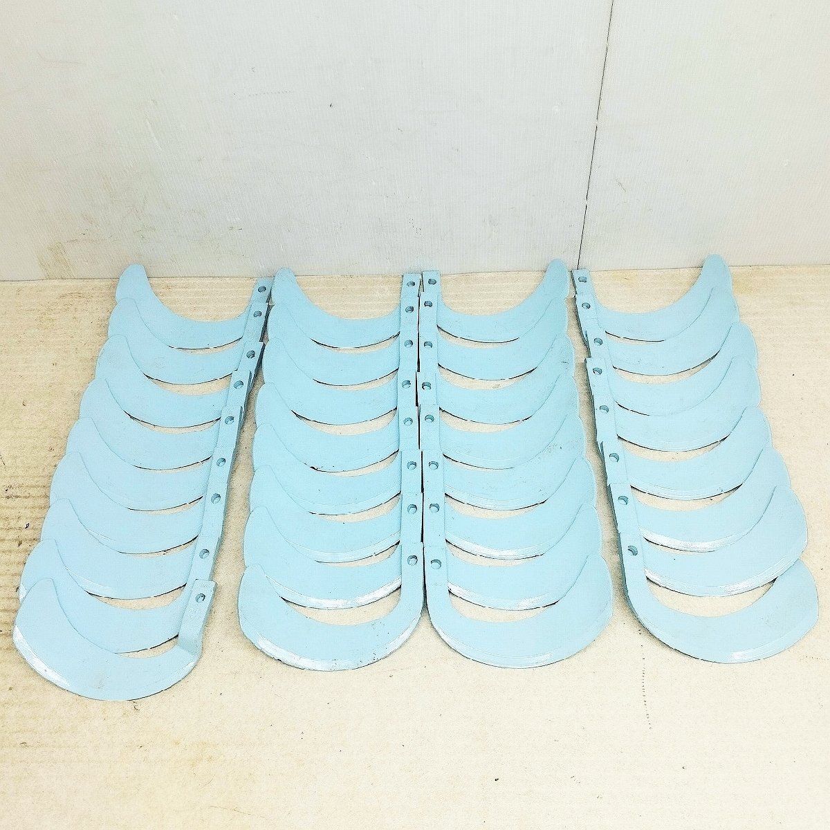ISEKI イセキ 耕うん爪 青い爪 251SL 252L 252R 計32本セット 耕運爪 トラクター ロータリー 未使用保管品