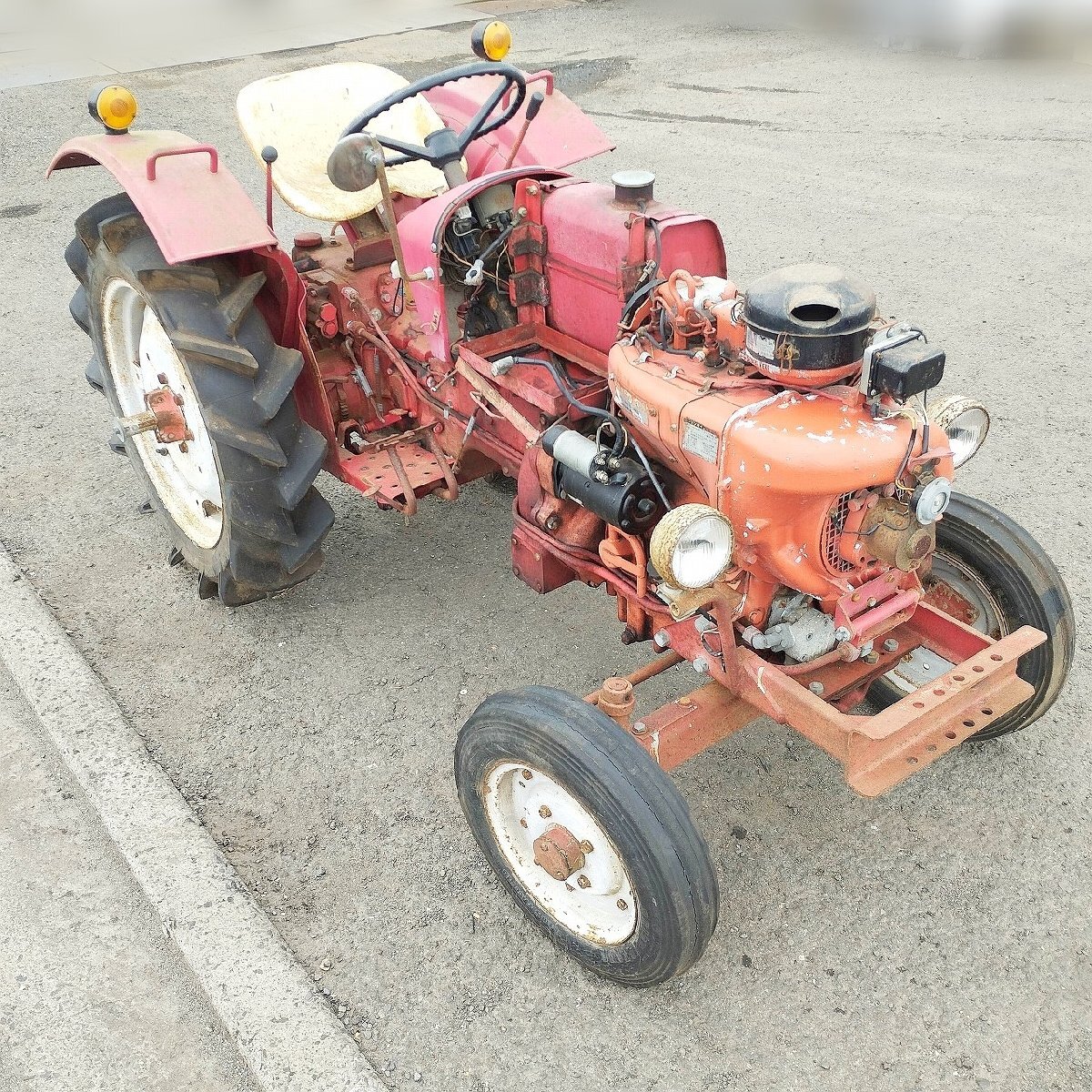 【店頭渡しのみ 愛媛】ISEKI イセキ トラクター TB-17型 2駆 空冷ディーゼルエンジン 希少 レトロ クラシック ヴィンテージ ジャンク