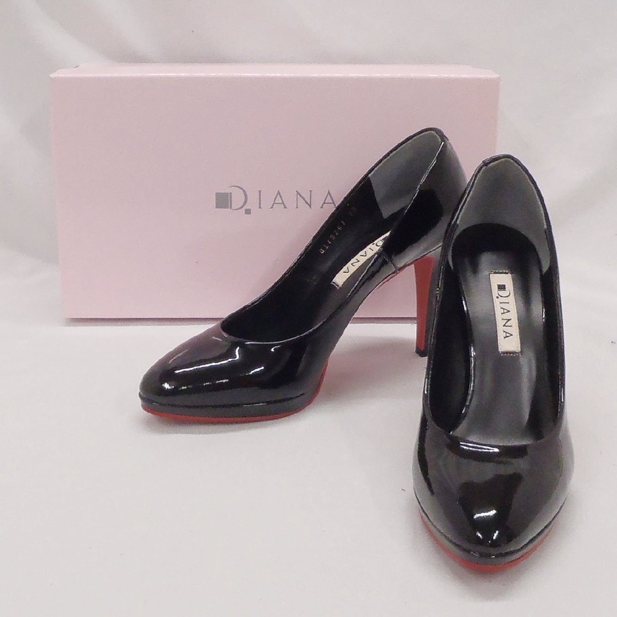 DIANA ダイアナ パンプス ハイヒール エナメル ブラック系 表記サイズ23cm 中古品 f_z(j)