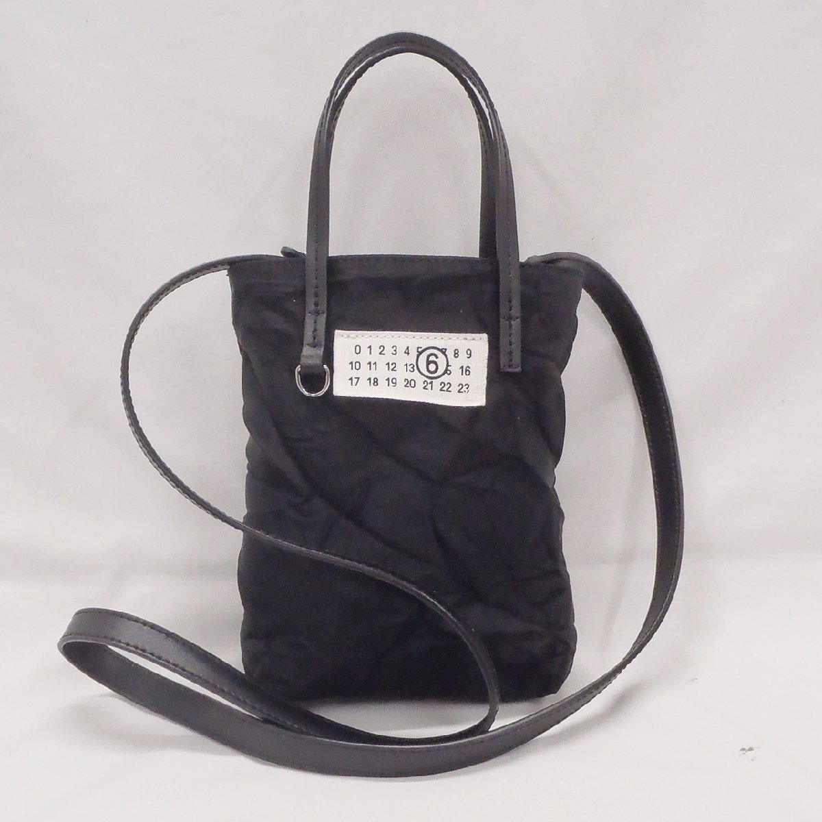 MM6 Maison Margiela エムエムシックス メゾン マルジェラ SB5ZI0009 P6994 Numeric ミニ ショッピングバッグ 布袋付き 中古品 f_ｂ(j)