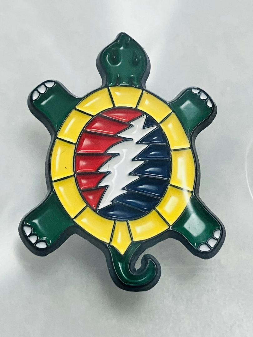 新品 送無★☆ピンバッジ　グレイトフル デッド Grateful Dead 亀☆★ジョジョ 洋楽 ジャズ サイケ ロック カントリー グレイトフルデッド