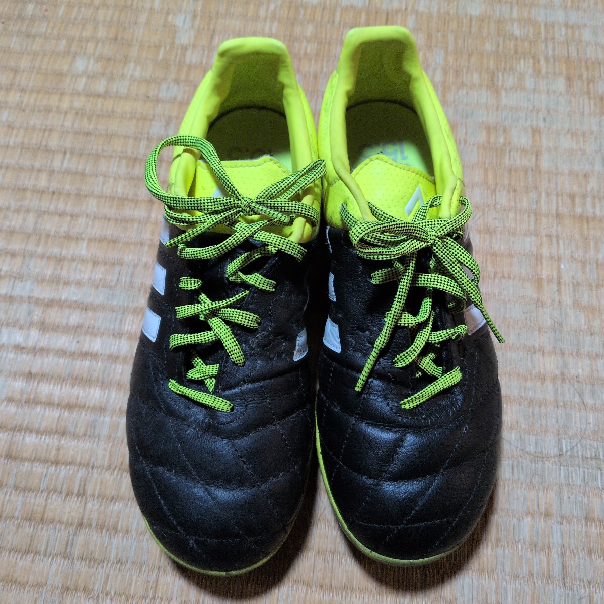アディダス フットサルシューズ24㌢