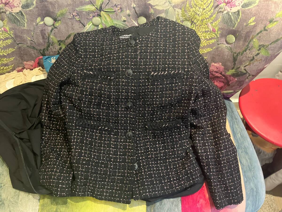 レア　 本物 CHANEL スタッフ シャネルマーク ユニフォーム ツイード ジャケット　可愛い　トップス　可愛い　３４