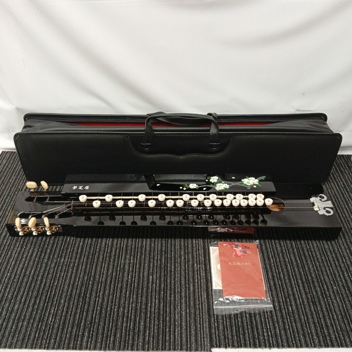 usC-545 大正琴 弦楽器 和楽器 NARDAN 夢芝居 ケース付き 現状品　保管品