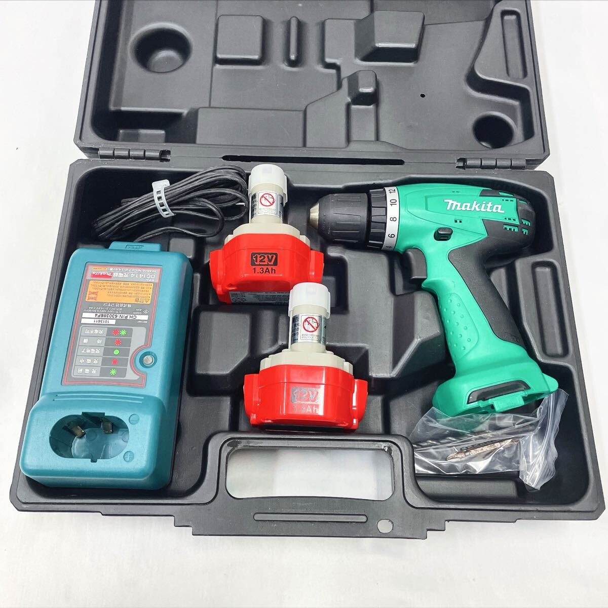 3330421 動作品　マキタ Makita M655D 充電式ドライバドリル 充電器 バッテリー　2点　ケース他付属 電動工具