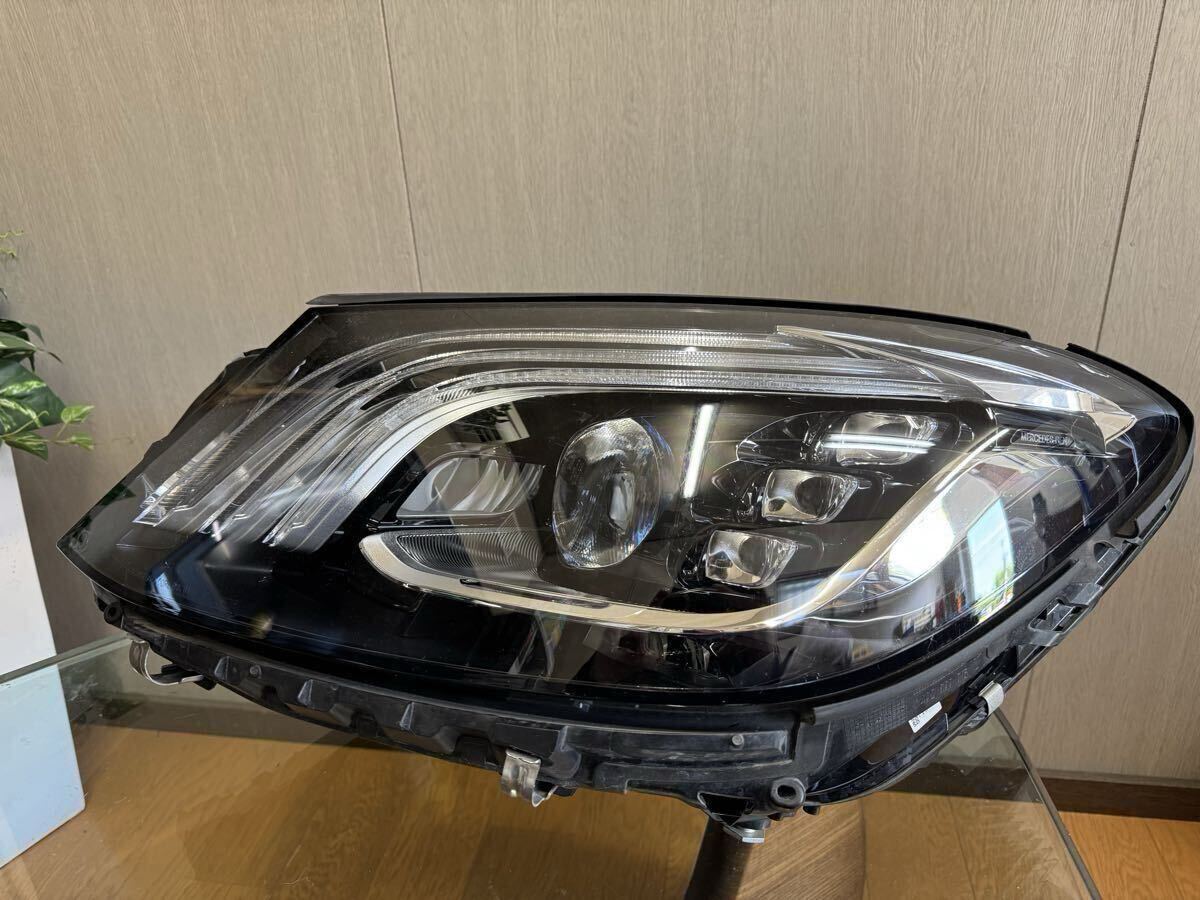 メルセデス・ベンツ Sクラス（W222型・後期モデル）の「左側LEDヘッドライト」※中古品となります