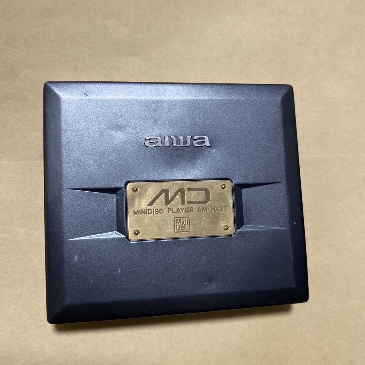 アイワ　aiwa MDウォークマン AM-HX30