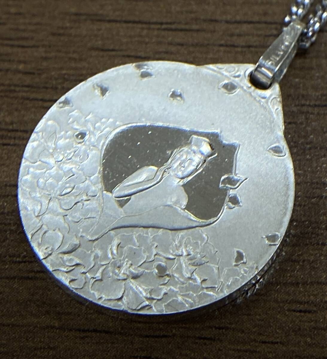 ※ 純銀　菩薩　飛天　守り神　安全 幸運　メダル　ネックレス　SILVER　シルバー