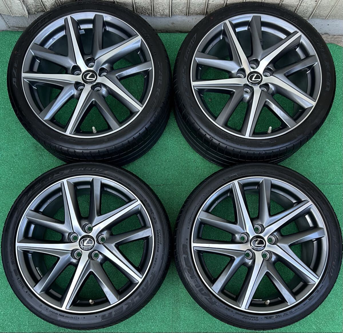 美品！LEXUS レクサスGS Fスポーツ 純正オプション19インチタイヤ/ホイール4本 8J+45/9J+60 5H PCD114.3 2022年製 バリ山