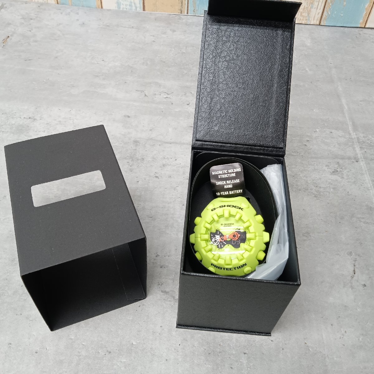 CASIO G-SHOCK GA-V01-9AJF ネオンイエロー 未使用品
