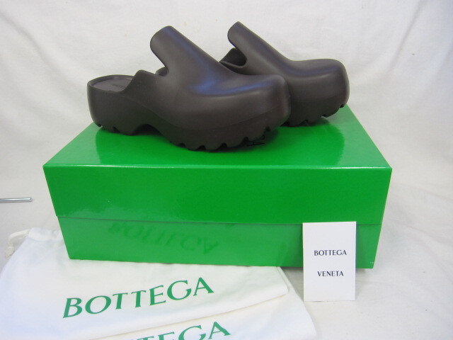 送料無料!! BOTTEGA VENETA ボッテガヴェネタ フラッシュ スリッパ ラバー ブラウン系 メンズ サイズ41 約26cm ほぼ未使用
