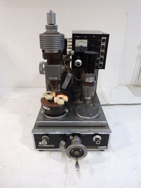 現状品 内外精機株式会社 光電自動彫刻機 TYPE No80 印鑑彫刻 業務用 工具 通電確認のみ