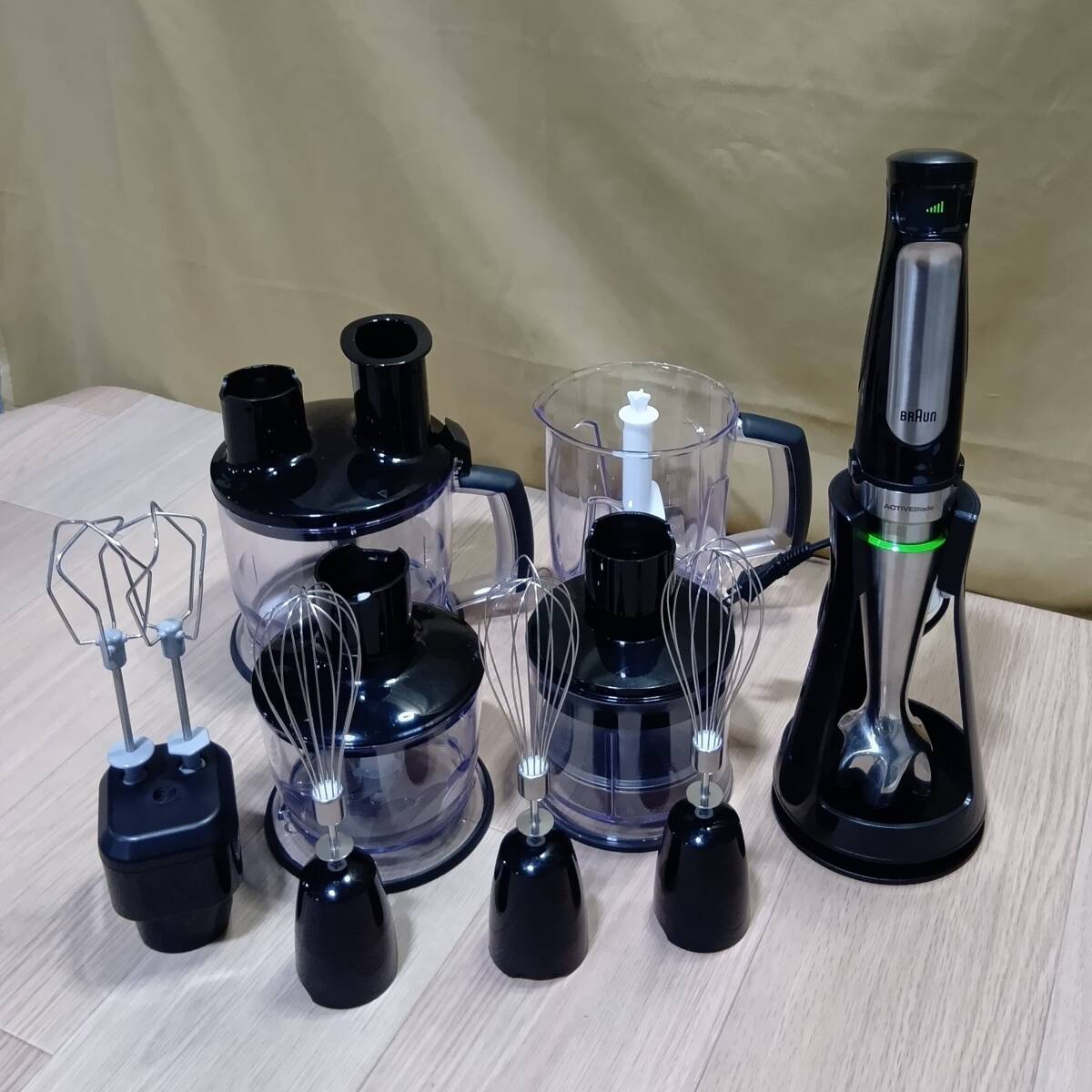 (OL0202) ハンドブレンダーセット　DeLonghi デロンギジャパン／BRAUN　HB701AJ