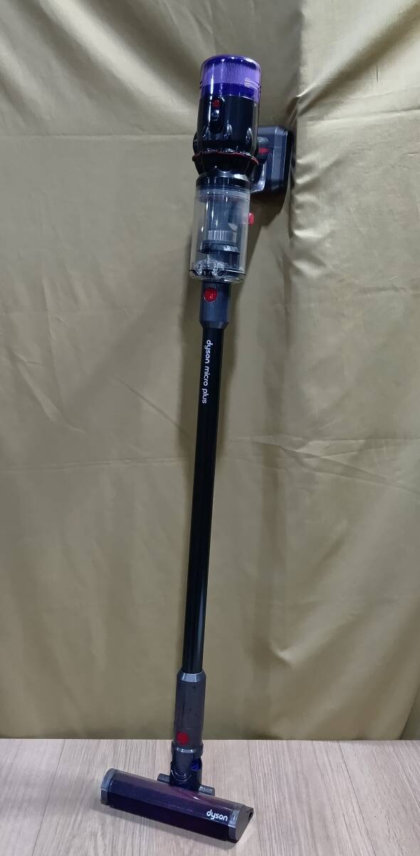 (OL0192) スティック型掃除機　dyson ダイソン　SV21